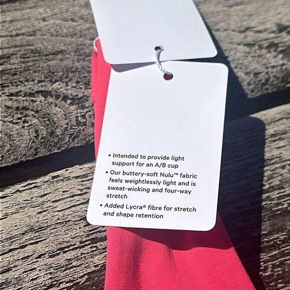 Lululemon Align V-Neck Bra Light Support, A/B Cup Lip Gloss pink size 6 NWT - Picture 3 of 7